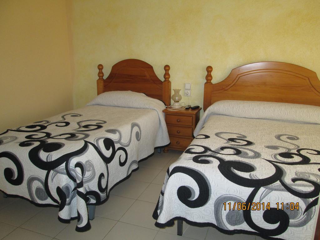 Pensio L'Avi Pep Hotel Saus Kültér fotó