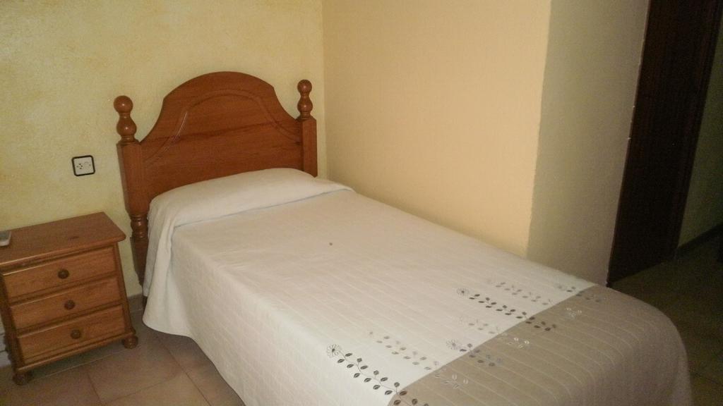 Pensio L'Avi Pep Hotel Saus Szoba fotó