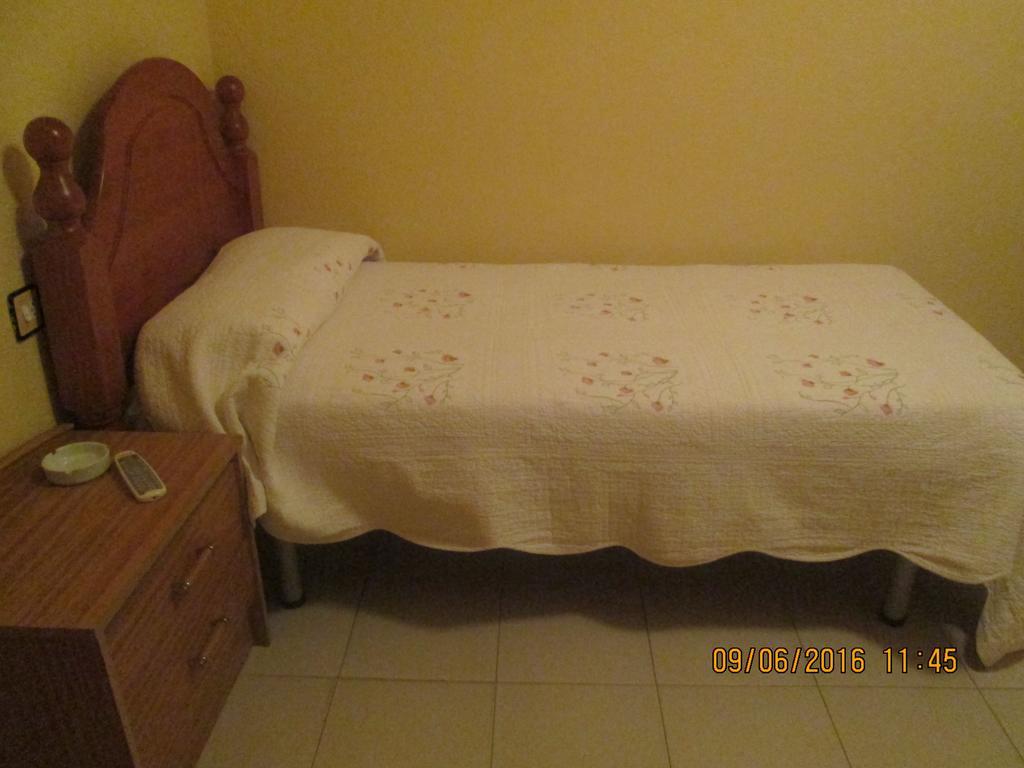 Pensio L'Avi Pep Hotel Saus Kültér fotó
