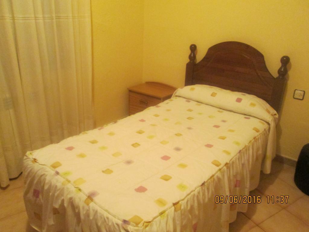 Pensio L'Avi Pep Hotel Saus Kültér fotó