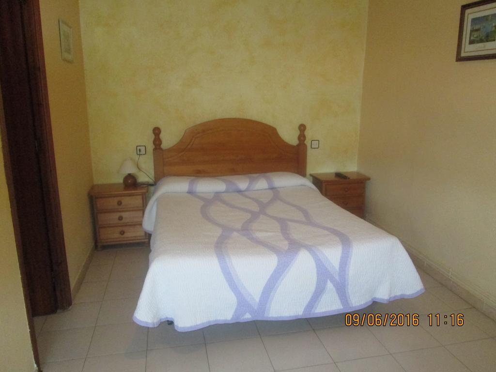 Pensio L'Avi Pep Hotel Saus Kültér fotó